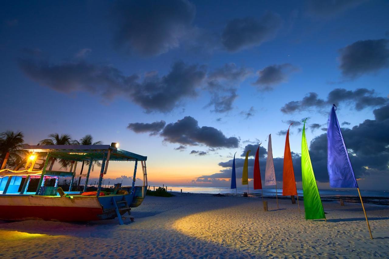 Mahagiri Resort Nusa Lembongan Exterior foto
